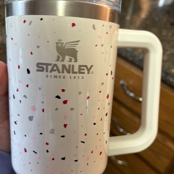 Stanley Quencher - Picture 8 of 8